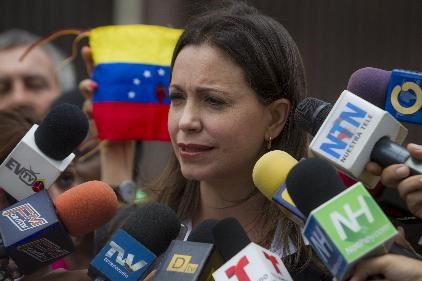 La opositora venezolana María Corina Machado solicita un amparo constitucional contra Cabello