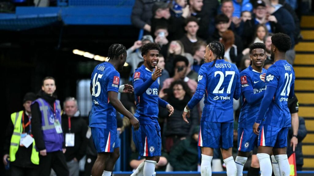 Chelsea, sin Moisés Caicedo, goleó 7-0 al Port Vale – FA Cup