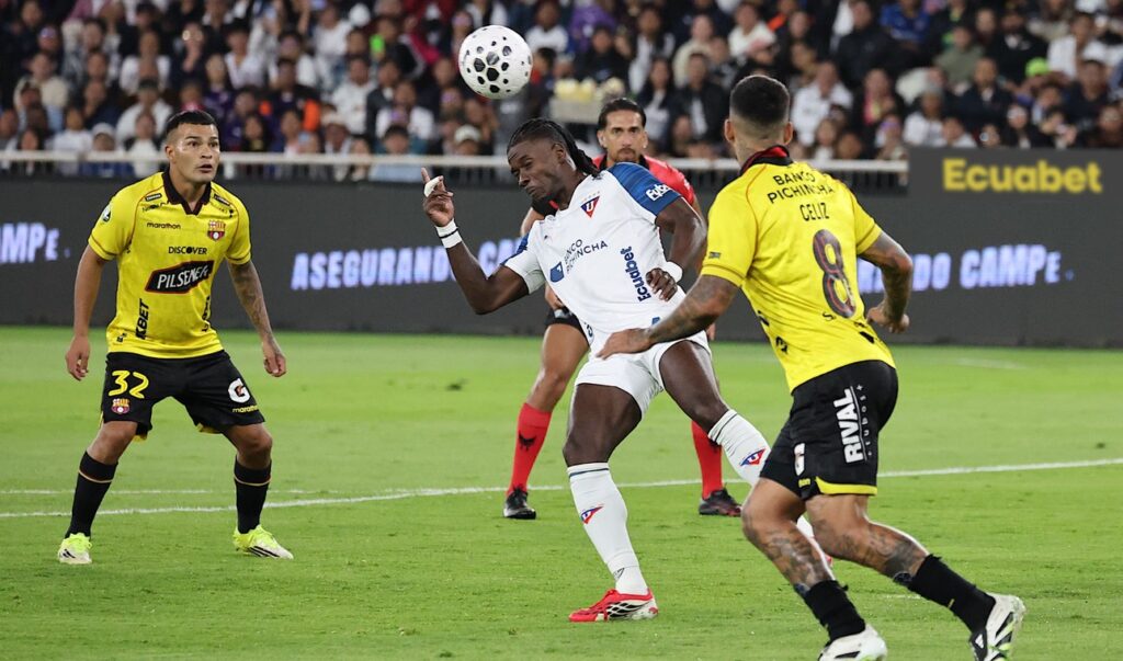 Liga de Quito confirmó la lesión de Ricardo Adé