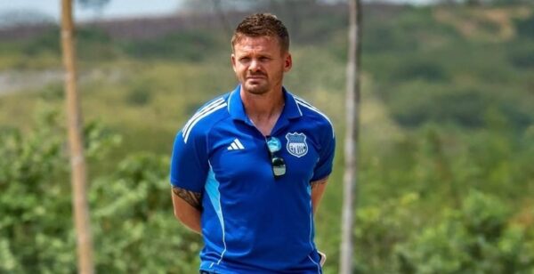 Emelec confirmó a Cristian Nasuti como DT interino