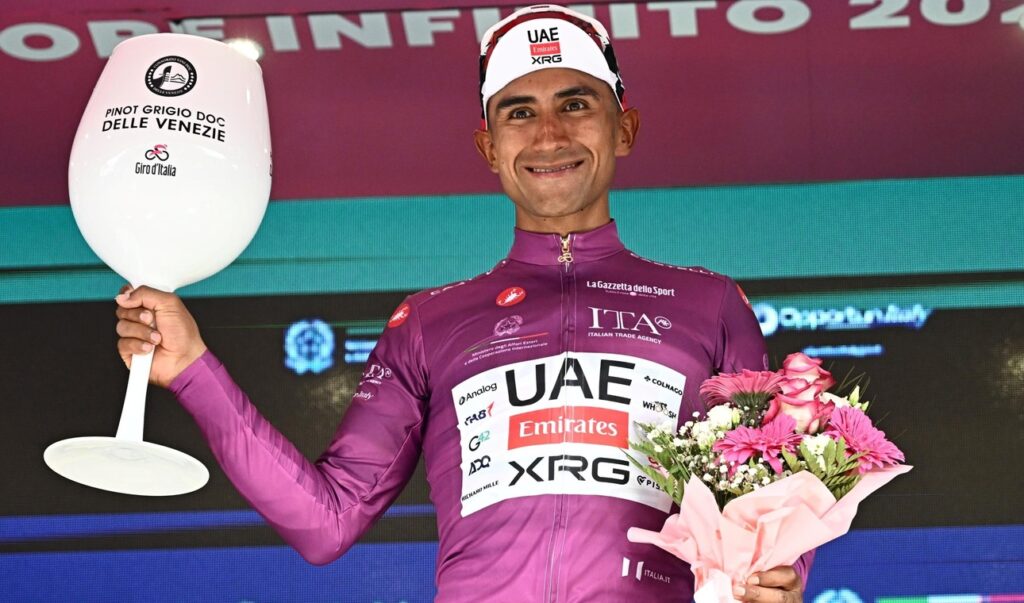 Jhonatan Narváez recuperó el primer puesto – Giro de Italia 2026 –