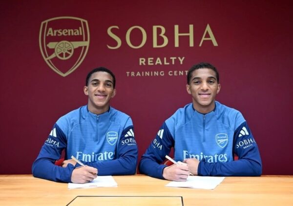 Los hermanos Quintero entrenaron con el primer equipo del Arsenal