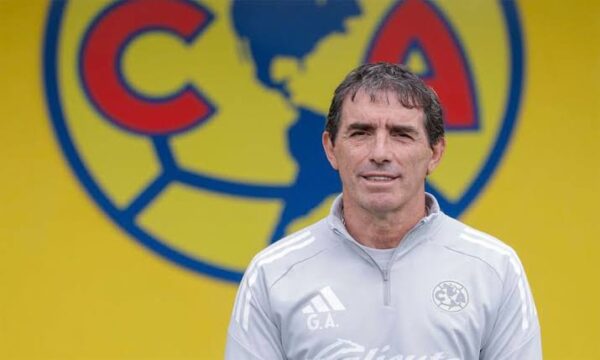 Guillermo Almada descarta dirigir la selección de Uruguay