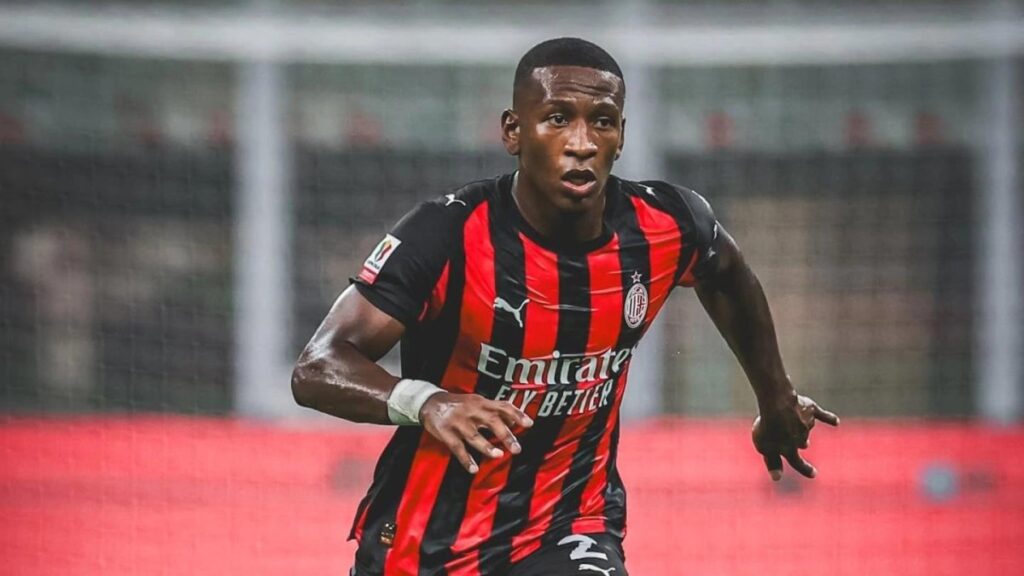 Pervis Estupiñán no convenció a Ruben Amorim y el AC Milan lo declara transferible