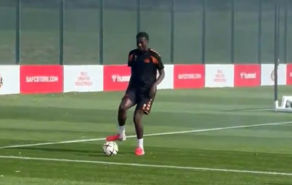 Juan Riquelme Angulo ya entrena con el Sunderland