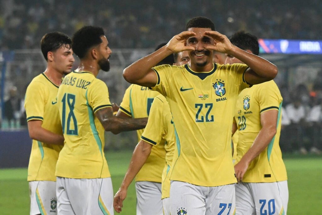 Brasil cierra la fecha FIFA con goleada a India